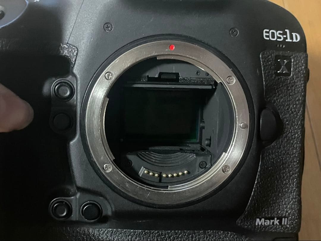 Canon eos 1DX markii 2 シャッター数12万5000回以下