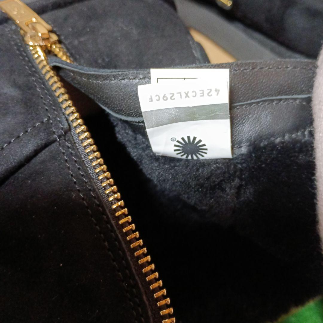 UGG ブラック ムートンブーツ ファスナー付き