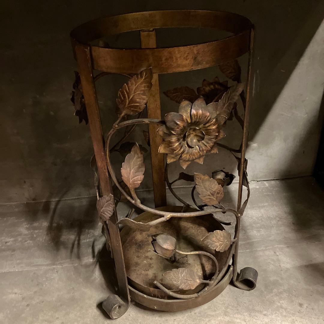 アンティーク 花柄傘立て アンブレラスタンド ヴィンテージ 鉄 ブラウン系色