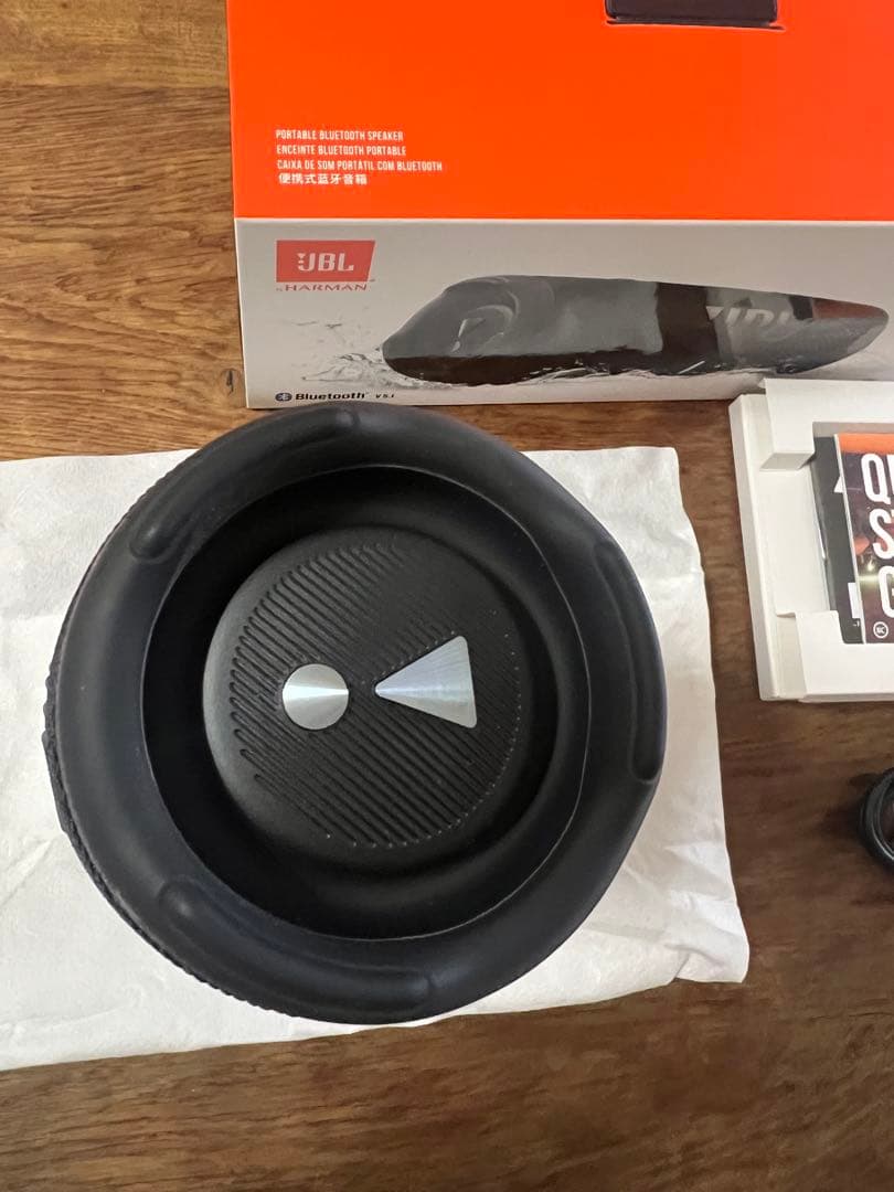 開封済み 未使用品 JBL スピーカー CHARGE5 V5.1