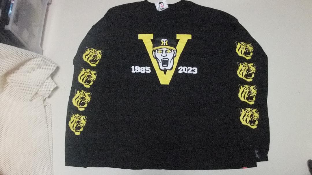 パンクドランカーズ XL 阪神タイガース 未使用 Tシャツ 日本一 優勝 黒長袖