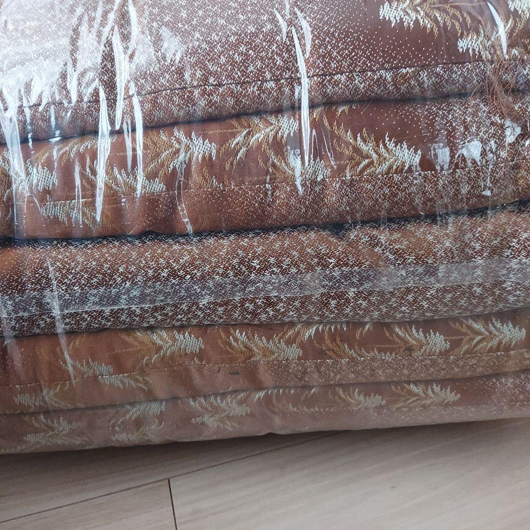 座布団　五枚　茶色 花柄 正方形 クッション　和座布団