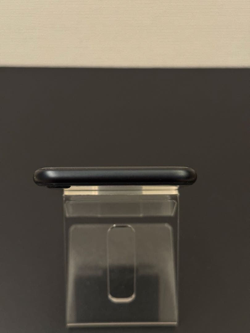 極美品 256GB Apple iPhone SE 3 第三世代 ブラック