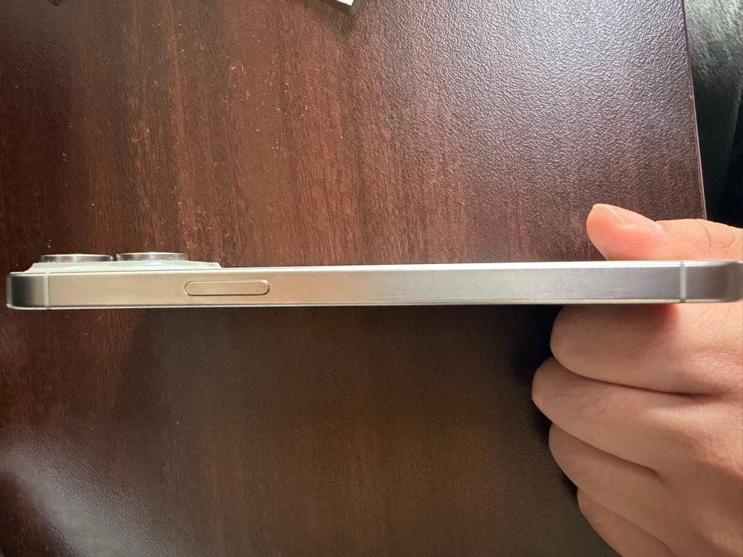 携帯電話本体 iPhone 15 Pro Max 256g