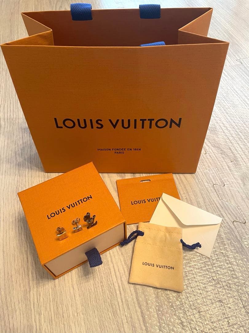 平野紫耀着用　LOUIS VUITTONLV インスティンクトピアス