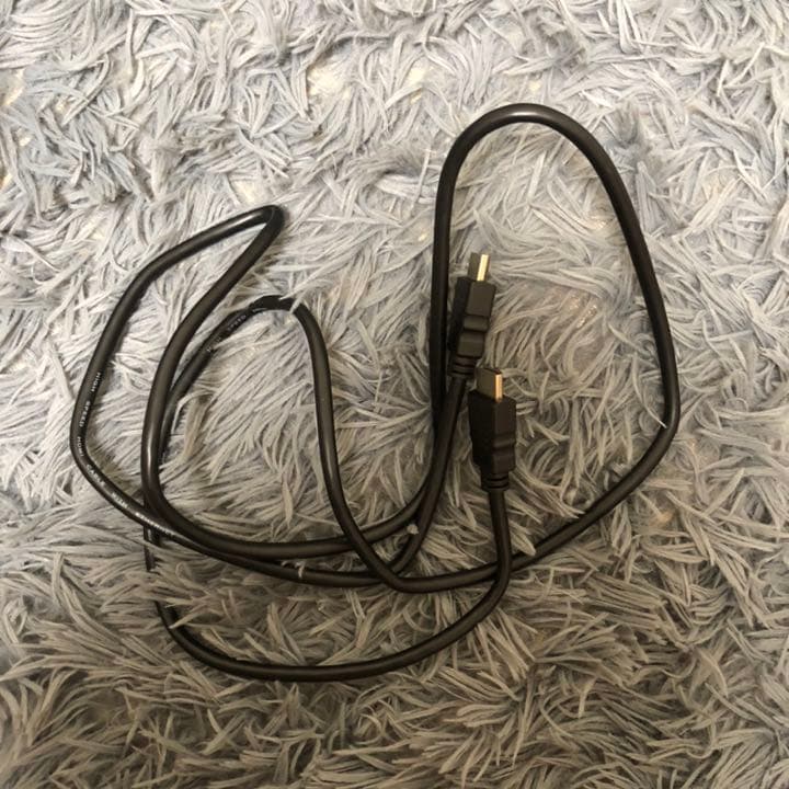 ブルーレイディスク&DVDプレーヤー／HDMIケーブル付