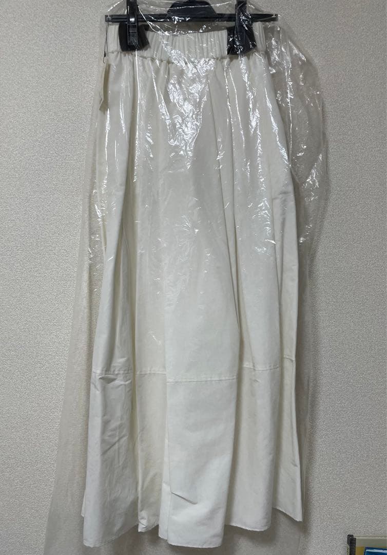 ローヘン　LOHEN スカートパンツ　ホワイト