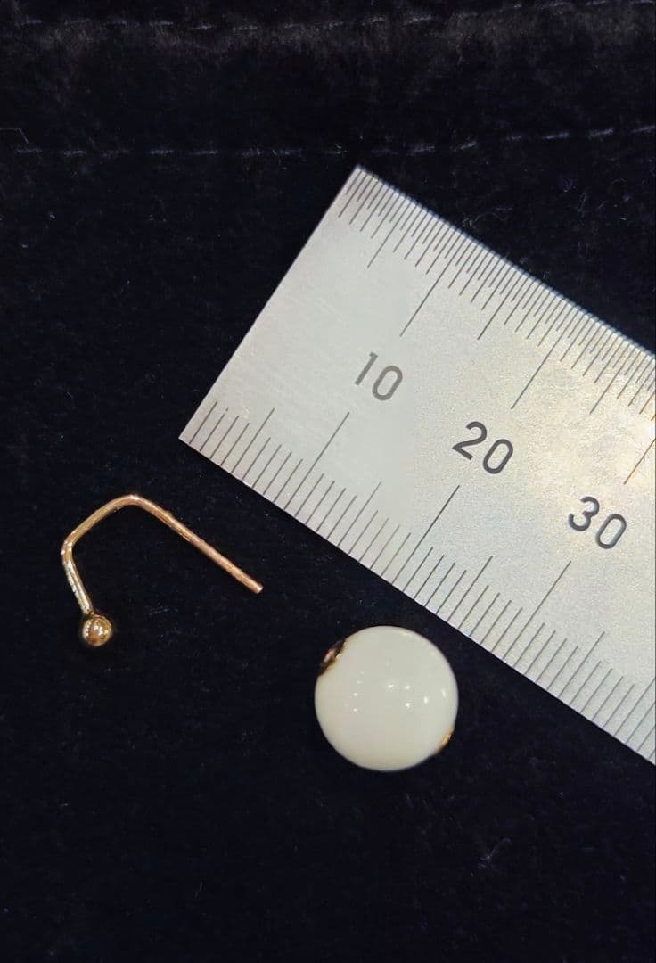 Hirotaka Bumble Bee ホワイトアゲート片耳ピアス