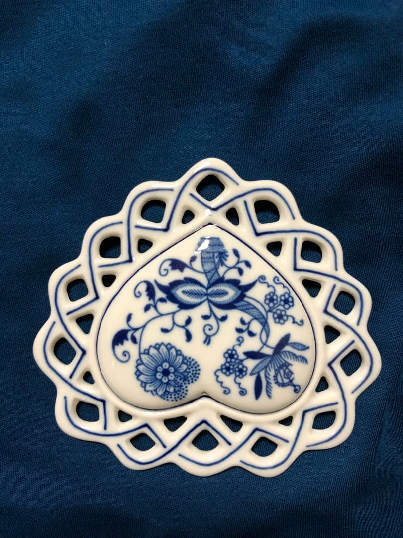 ドイツ製 Ambiente 花柄 ペーパーナプキン