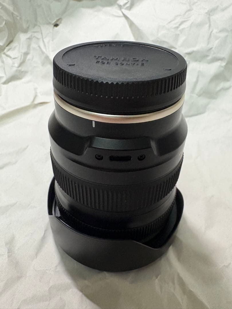 TAMRON 20-40mm F/2.8レンズ Sony Eマウント用