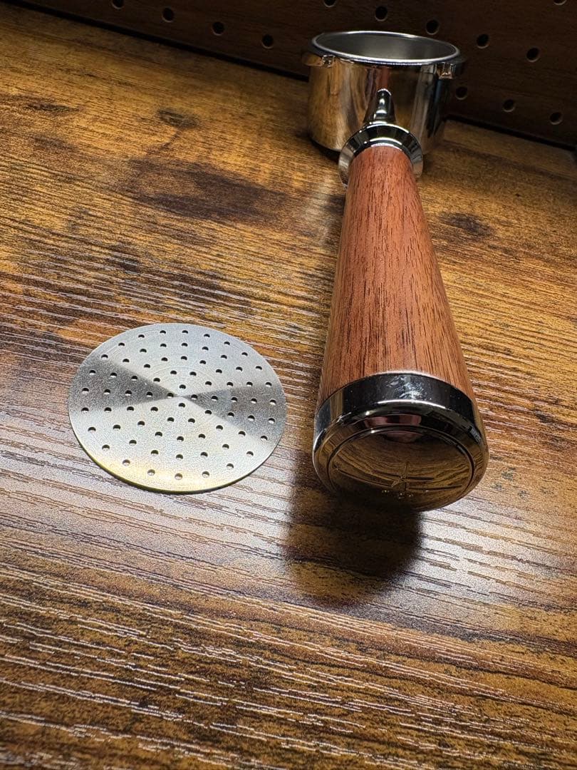 DeLonghi デディカアルテ　シルバー