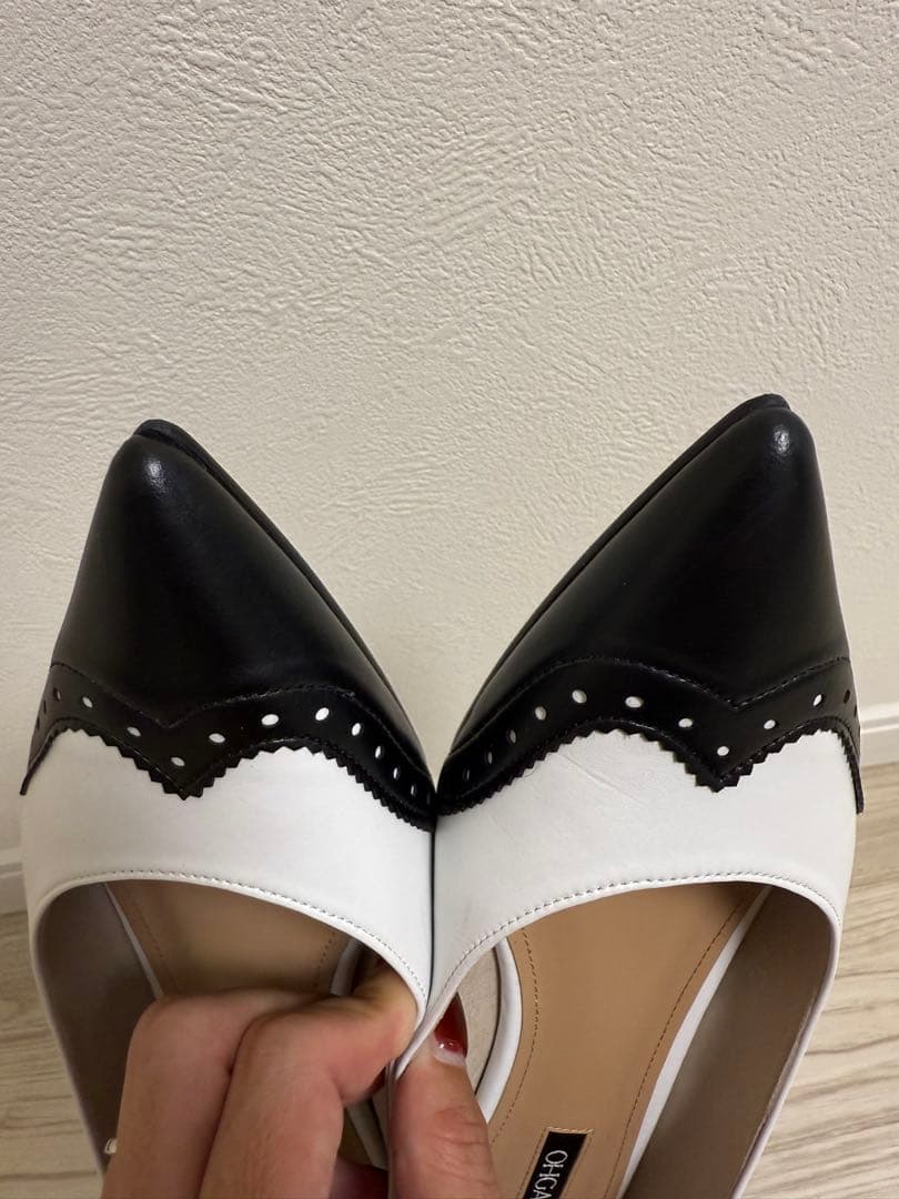 OHGAバイカラーフラットシューズ