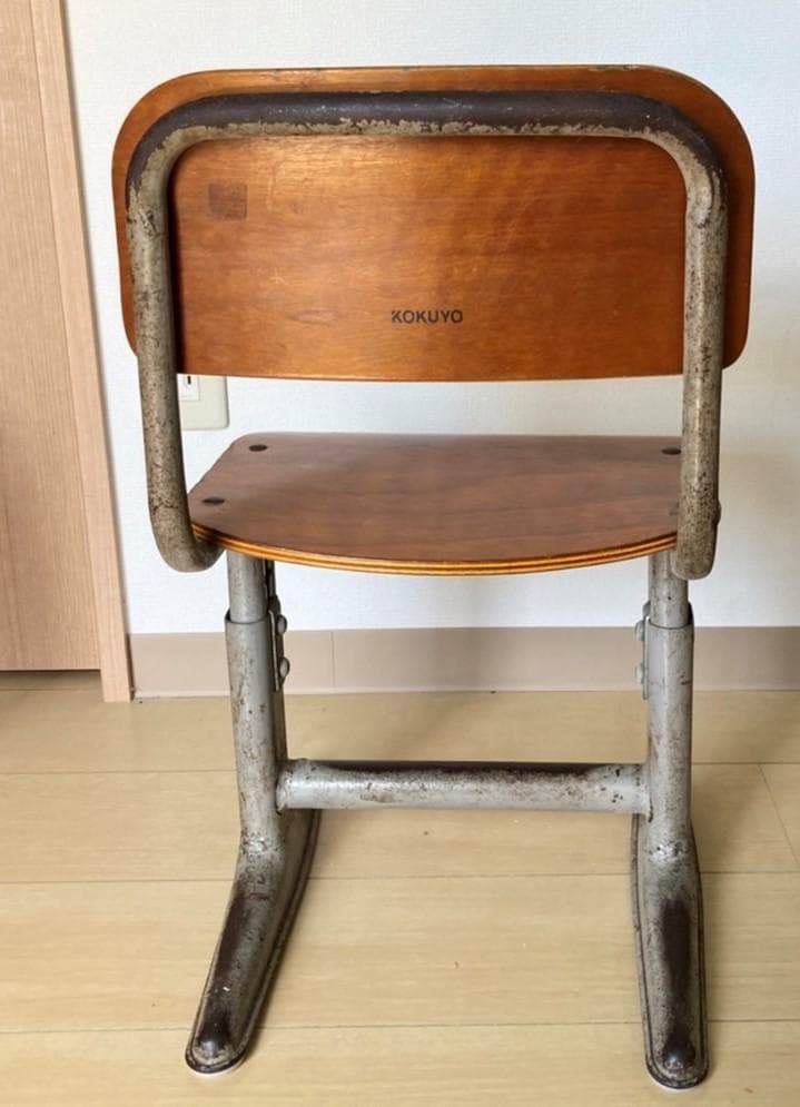 学校の椅子(高さ調整可能)X5