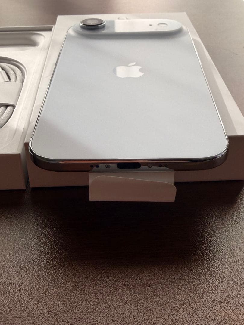 iPhone air 256GB スカイブルー