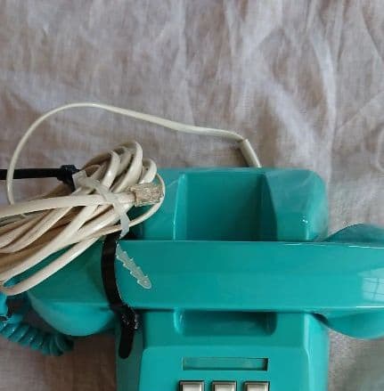 8 昭和レトロ　電話機　レトロ