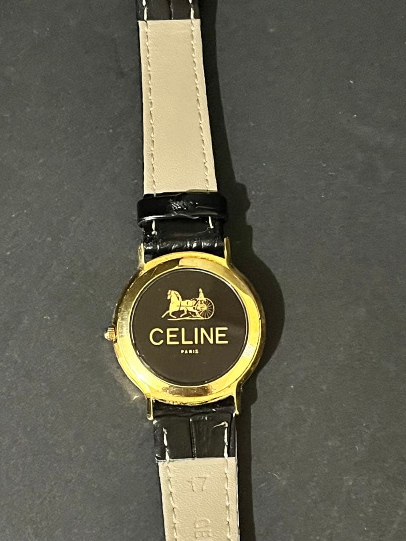 ★超人気ブランドCELINEレディース腕時計　新品ベルト　超美品　動作良好