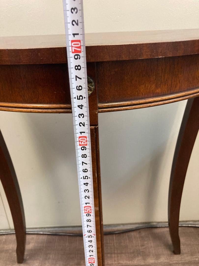 Bevan Funnell Reprodux 半円コンソールテーブル