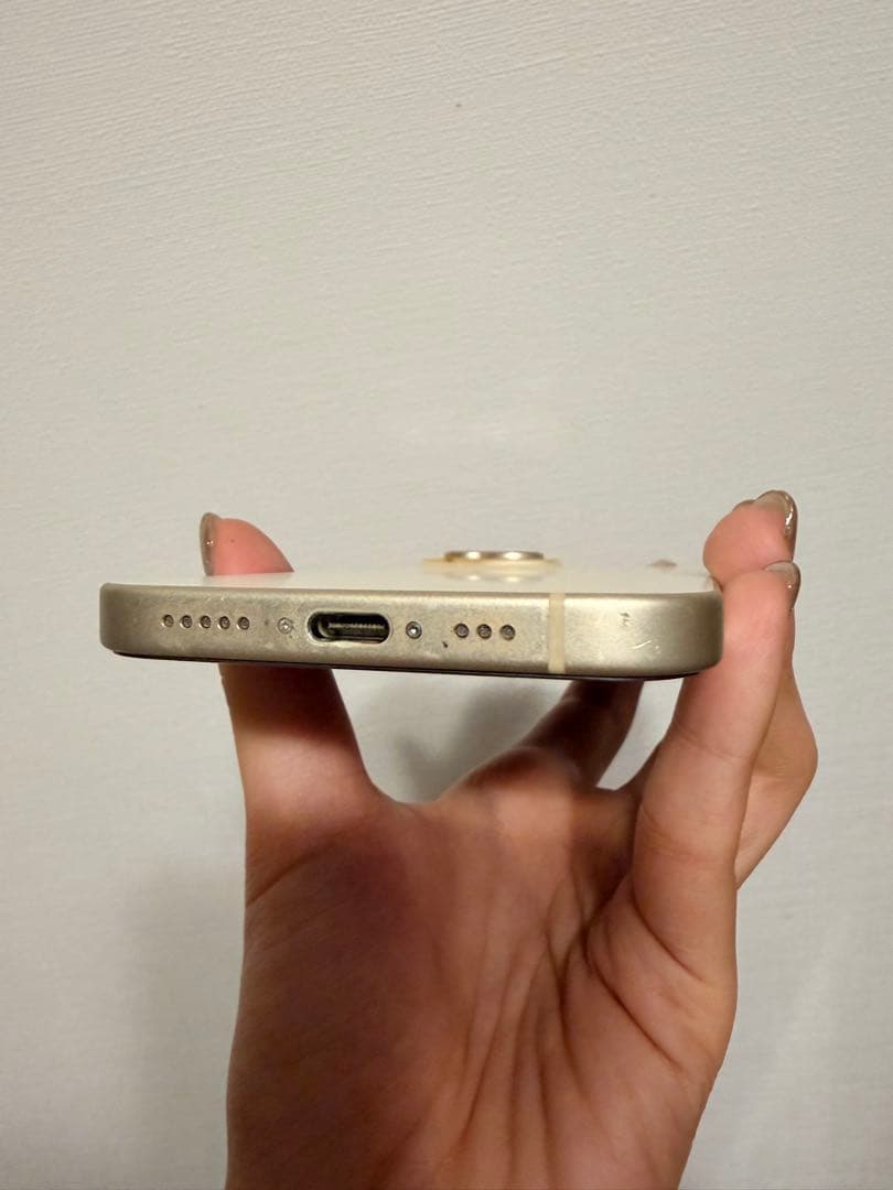 iPhone 15 イエロー 本体