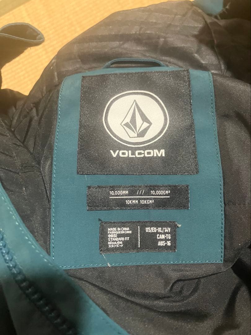 ボルコム　スノーボードウェア上下セット　キッズ160