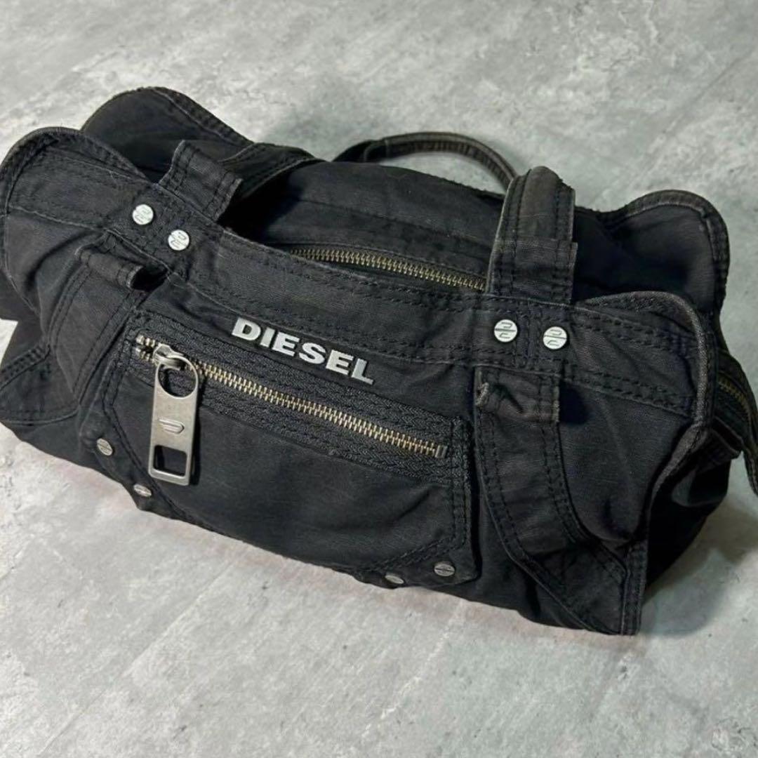 DIESEL archive l logo ショルダーバッグ　Y2K ①