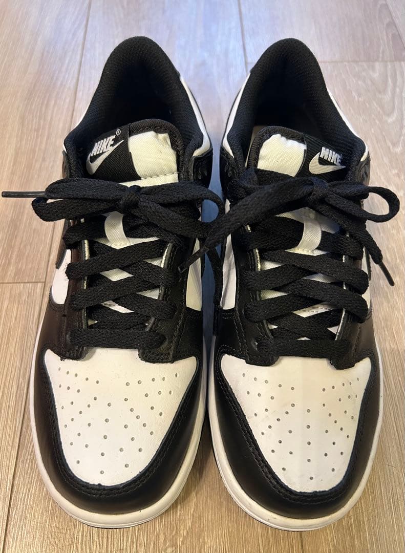 【試着のみ】NIKE ダンク ロー パンダ ジュニアシューズ23.5cm