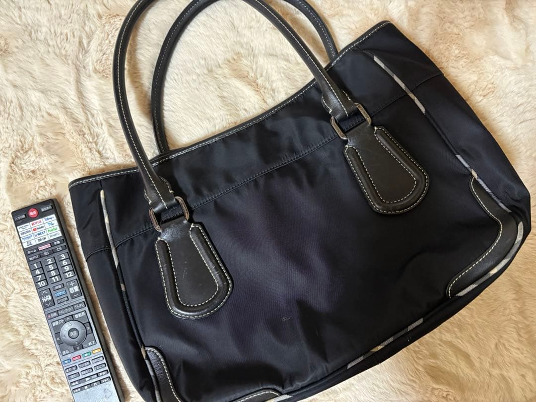 Burberry blue labelバッグ