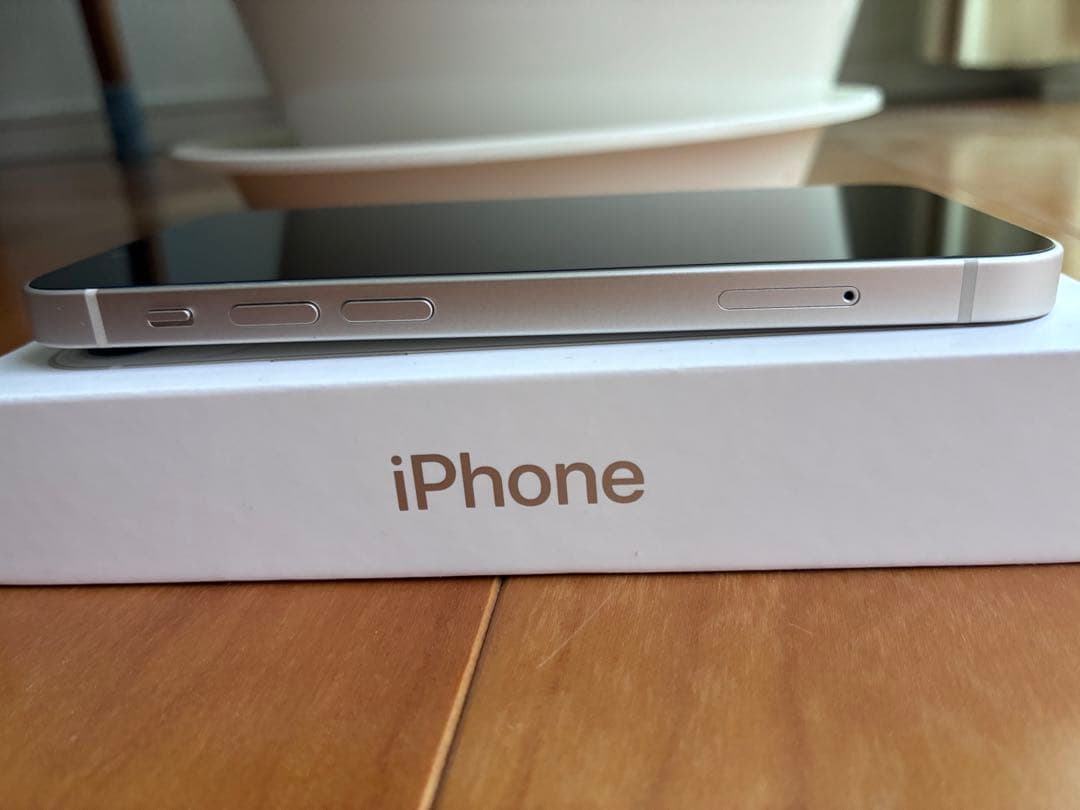 美品 Apple iPhone 13 mini スターライト 本体 98%