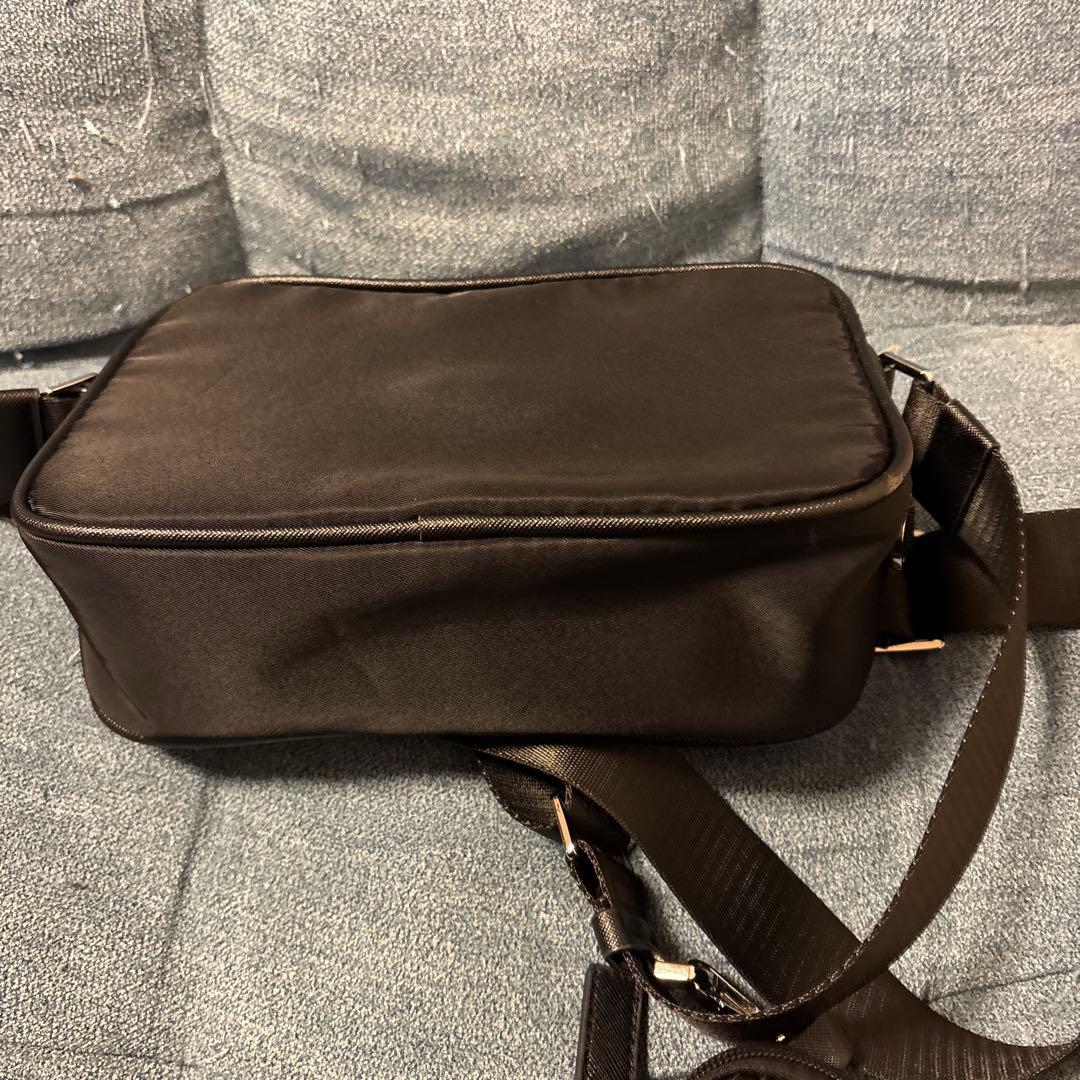 ノベルティ！！　難あり！！　プラダ　ショルダーバッグ　ノベルティ　ナイロン