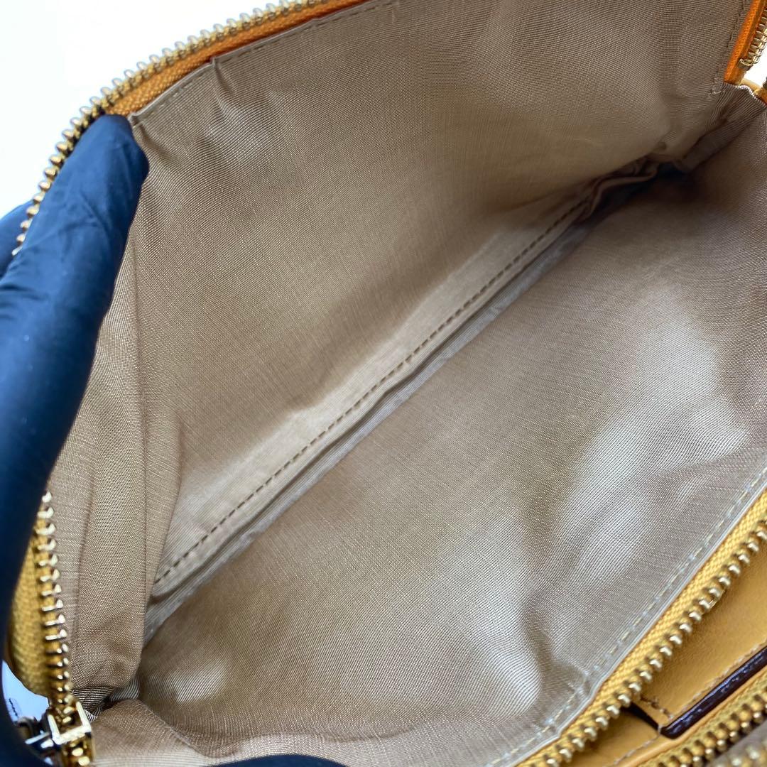 【美品】ロベルタディカメリーノ ショルダーバッグ ミヌエット ハニーイエロー