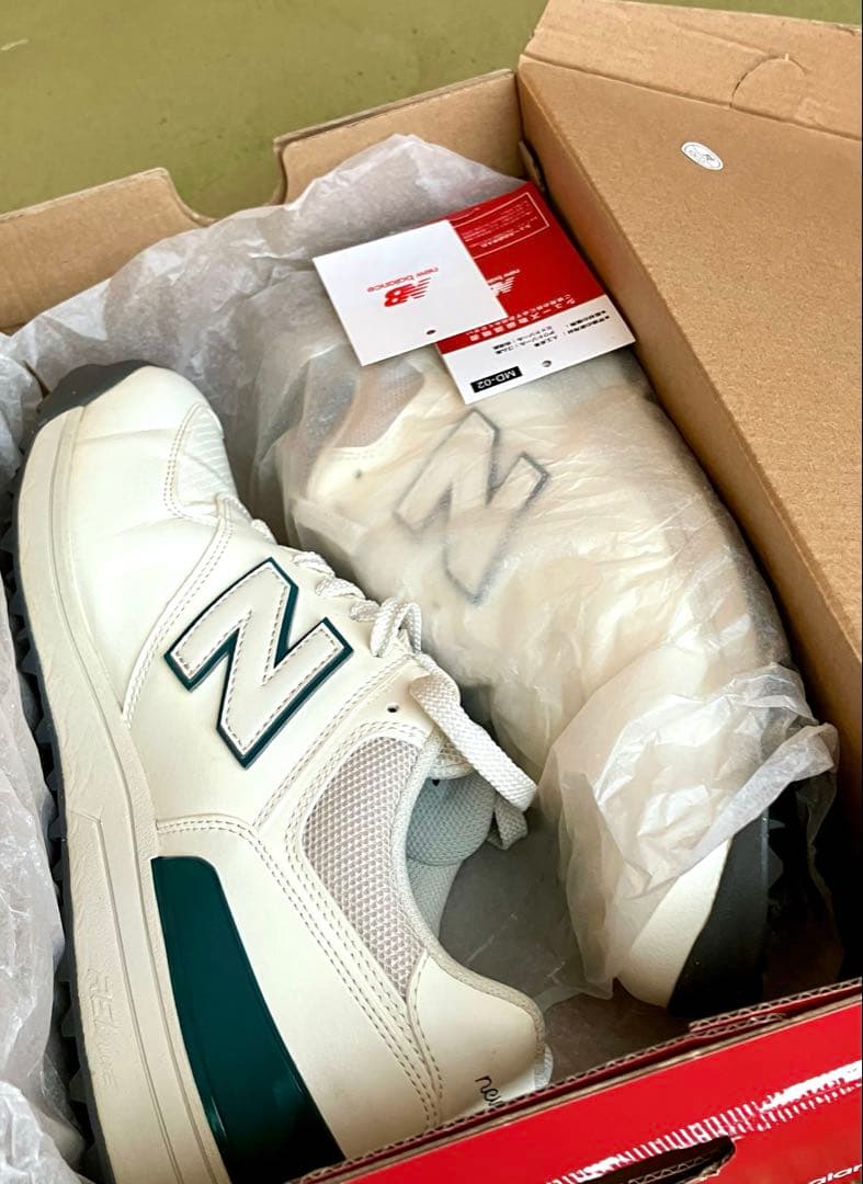 美品　ニューバランス ゴルフシューズ UGS574 25.5 2E