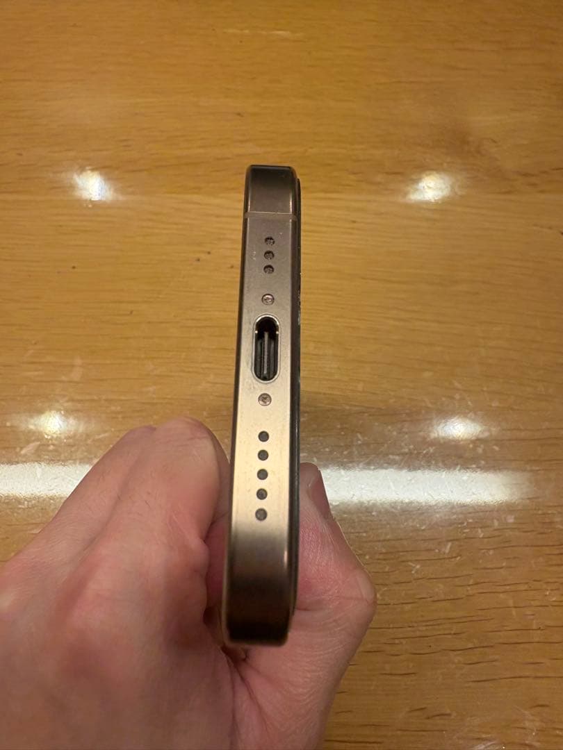 iPhone 16 Pro 【256GB、SIMフリー、電池残量92%】