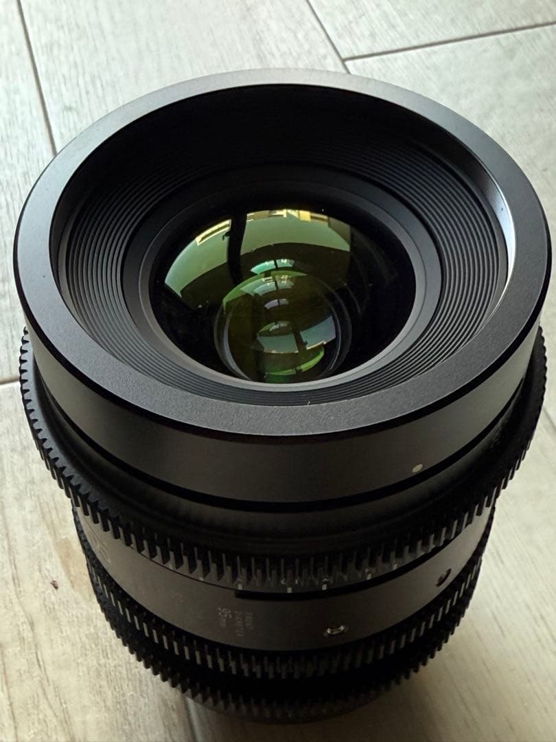 Sigma 18-35 T2 EFマウント メートル表示