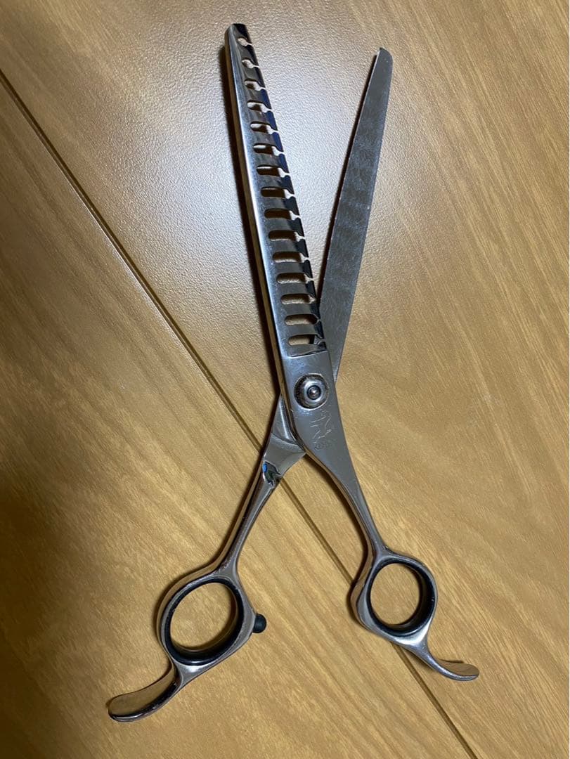 《値下げ済》トリミング用ハサミ　ワンクスケリー