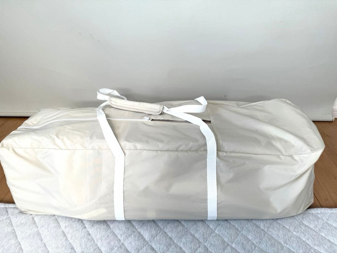 アップリカ　ココネルエアー　ミルクホワイト　ベビーベッド　折りたたみ