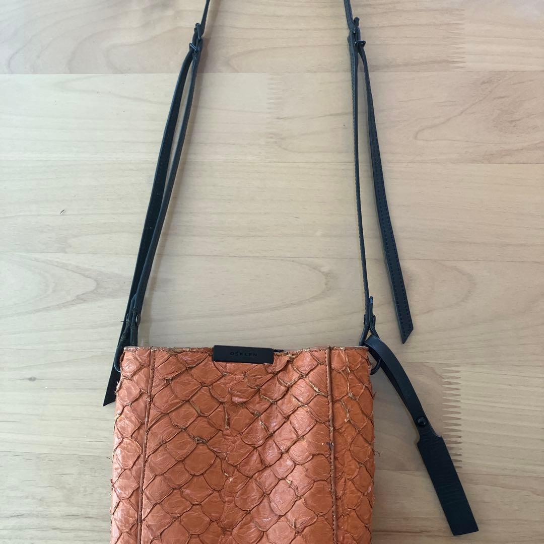 【OSKLEN】オスクレン ピラルク レザー ショルダーバッグ