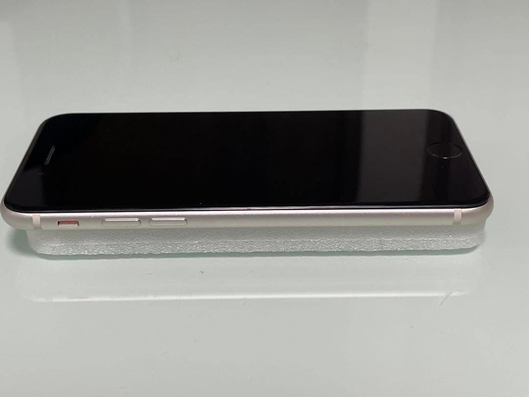 iPhone SE 第3世代 64GB スターライト バッテリー100%