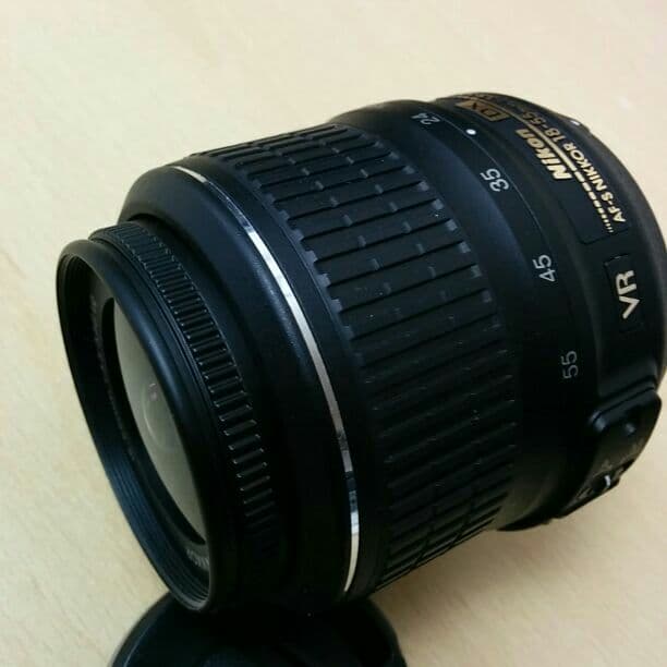 ■美品 Nikon AF-S 18-55mm F3.5-5.6G VR DX