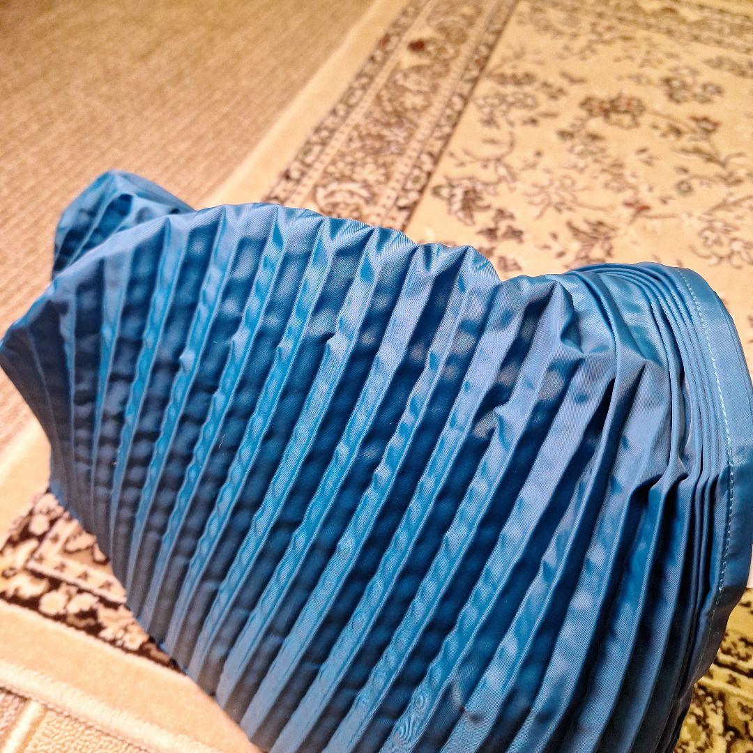 美品　ISSEY MIYAKE プリーツプリーズバッグロイヤルブルー♥️