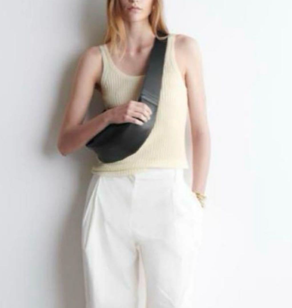 ◆COS◆コス レザー クロスボディ プリーツベルトバッグ