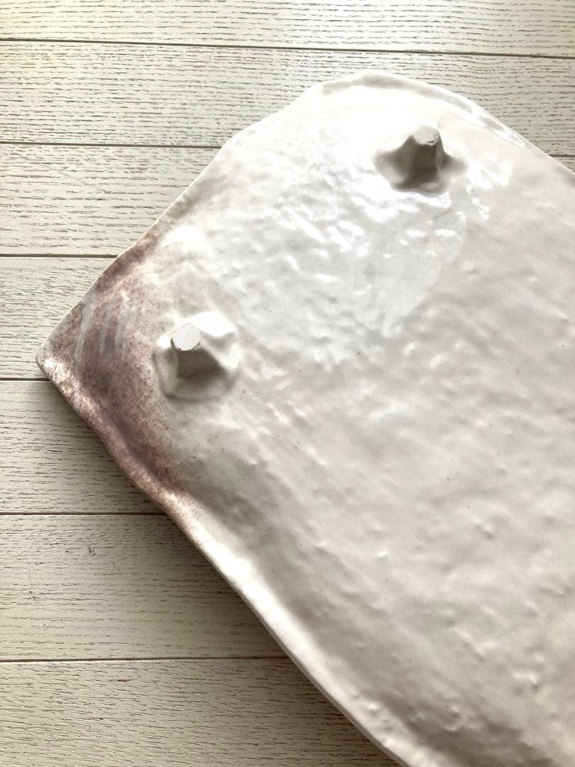 万古焼　志野脚付き長角皿　大皿　一点物　新品未使用品　白　渋い和食器