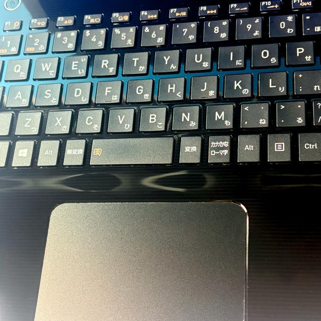 超美品！8世代Core i7・16GB・SSD500・ブルーレイ・ノートパソコン