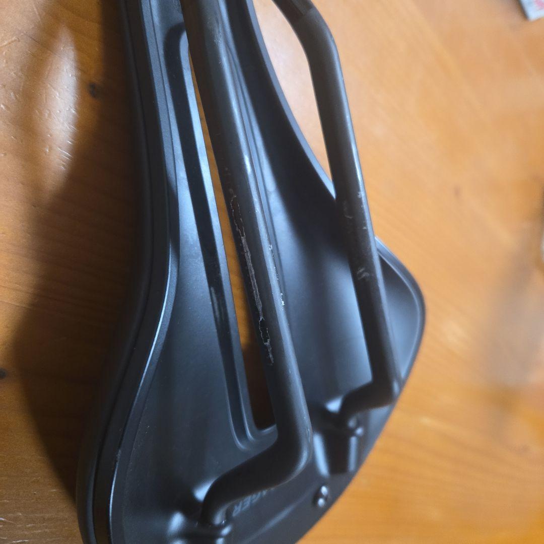 Verse Pro 145 カーボンレール