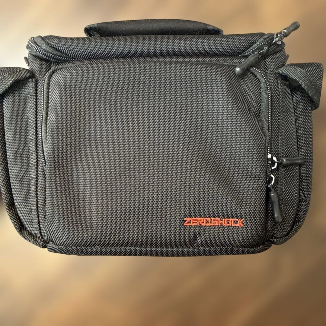 ＯＬＹＭＰＵＳ　ＭＺＤ　ＥＤ７５－３００ｍｍ　Ｆ４．８－６．７Ⅱ