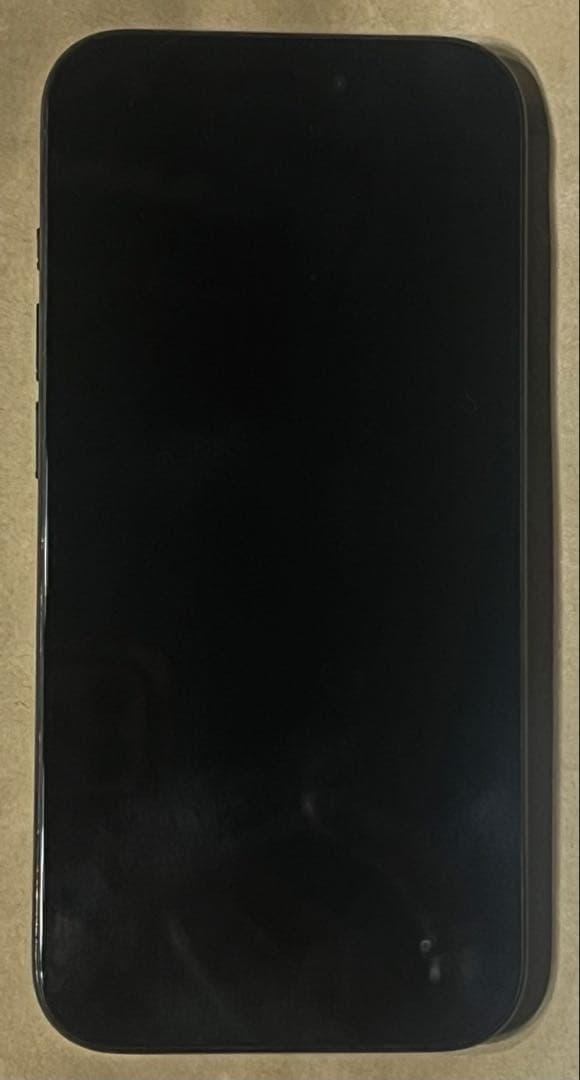 iPhone 15 Pro 256GB バッテリー100%