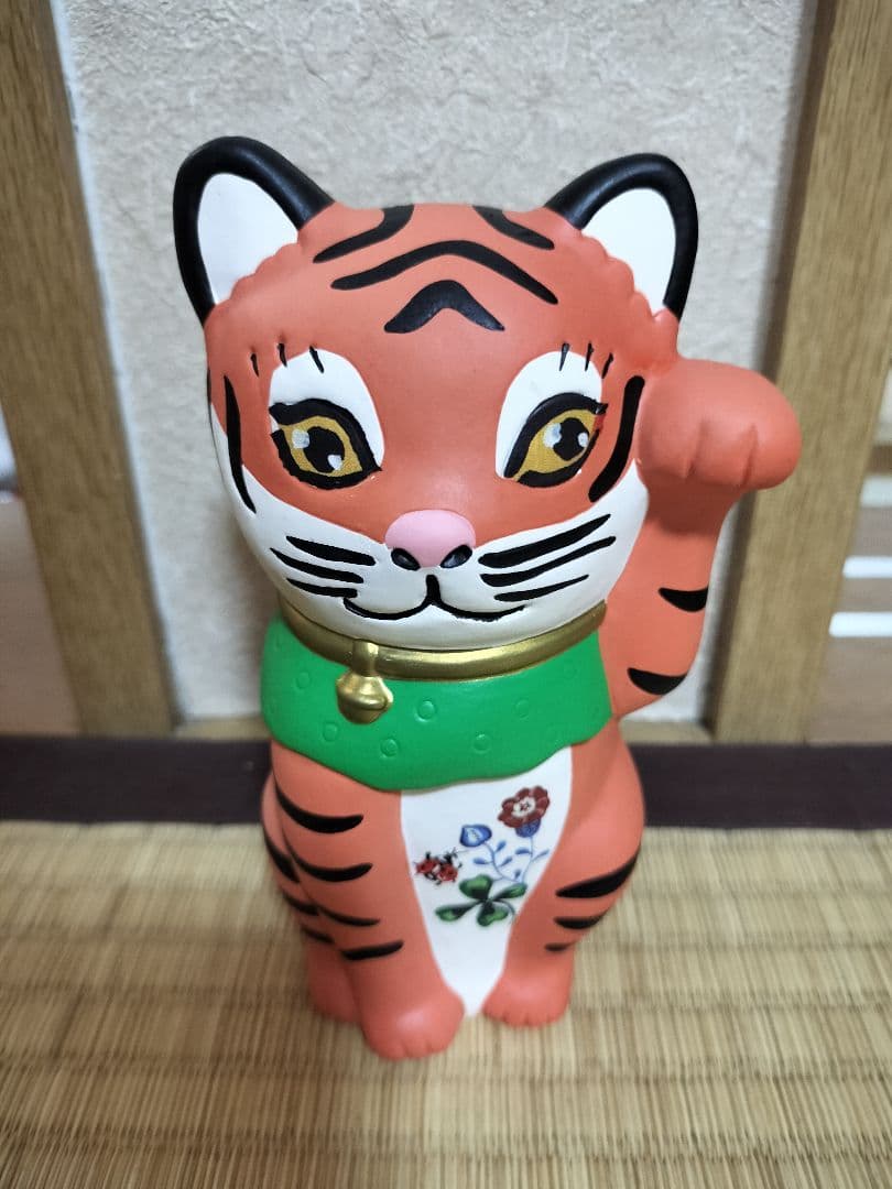 ナタリー・レテ　アフタヌーンティー コラボ　招き猫＆寅