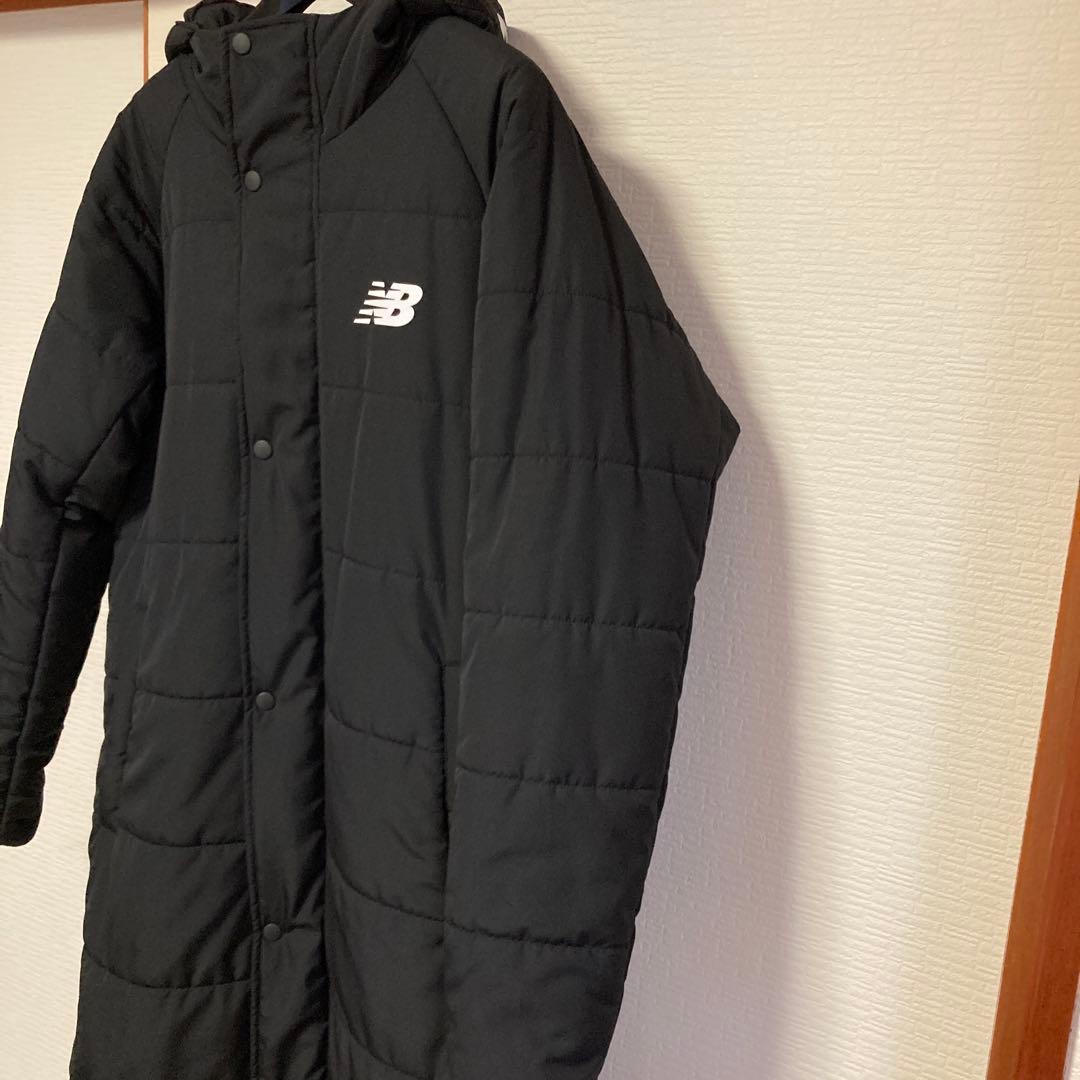ニューバランス　ブラック ベンチコート　Mサイズ　帽子　ロゴ　防寒着