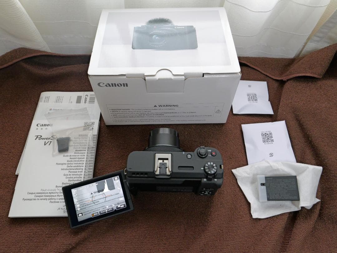 Canon PowerShot V1 キャノン　おまけ付き