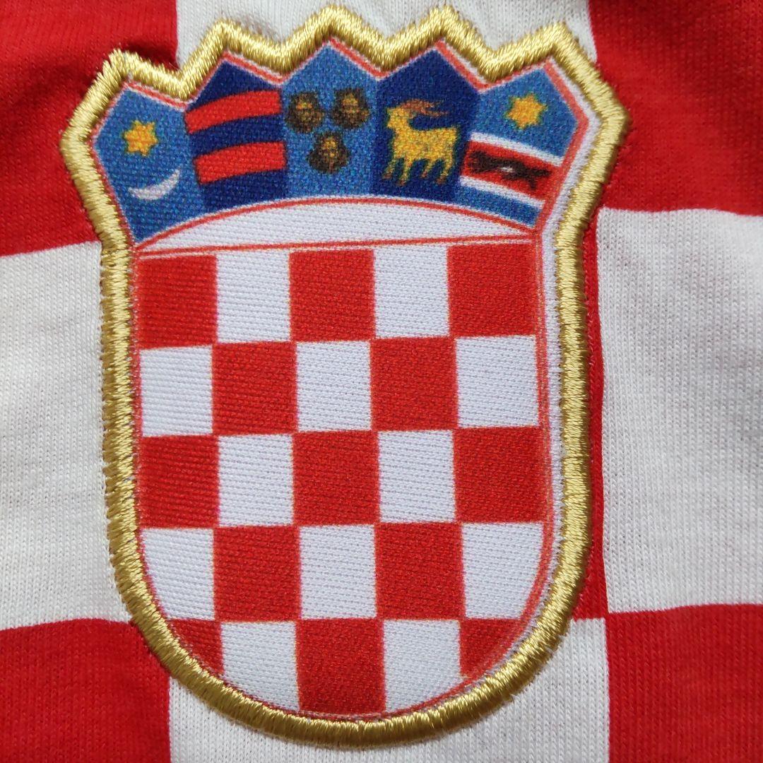 モドリッチ　クロアチア代表 シャツ　タグ付き　クロアチア製