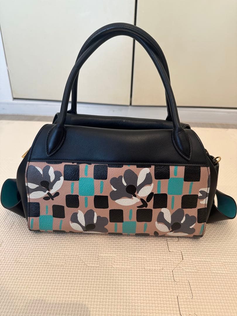 美品！PRADA 花柄ハンドバッグ