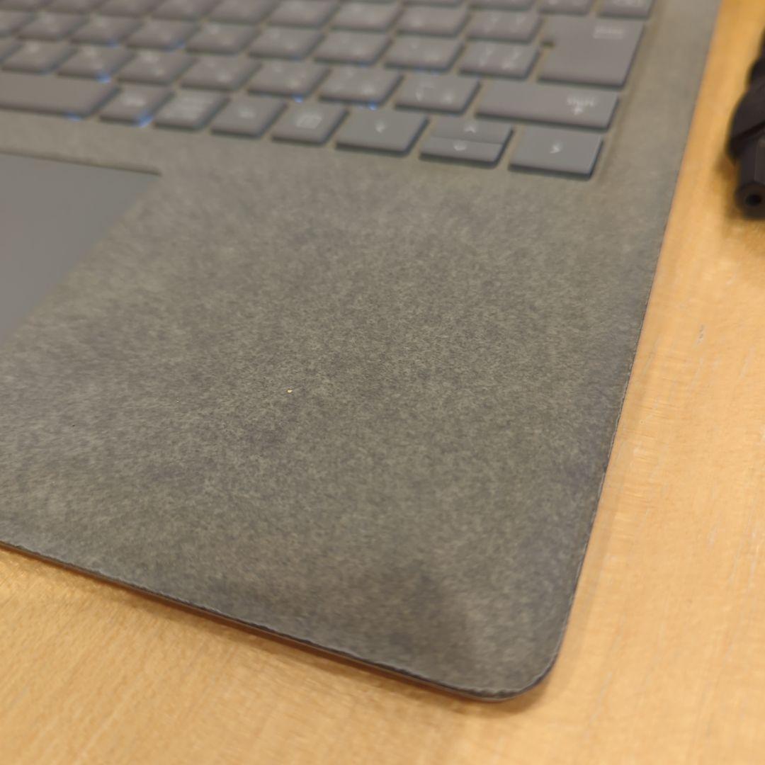 Windowsノート本体 Microsoft Surface Laptop (i5/8GB)
